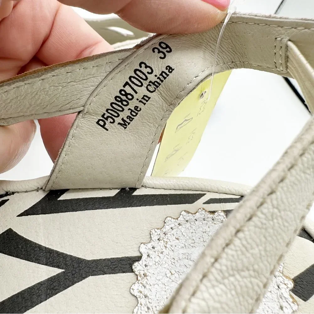 FLY London  Pearl/Off-White Cool/Mousse 39 (US Women's 8.5) Wedge Comfort Sandal